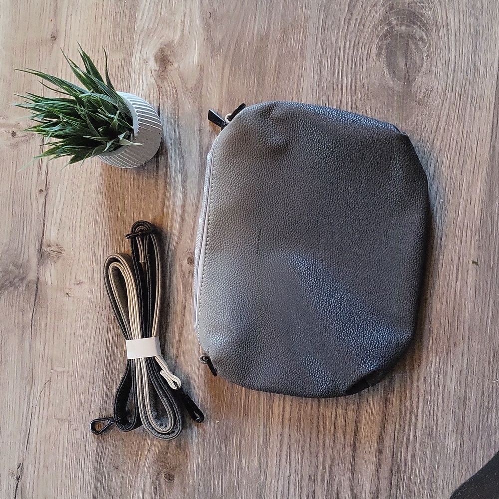 Pixie Mood l bag l fast shipping l grey ombre l black hardwear l new